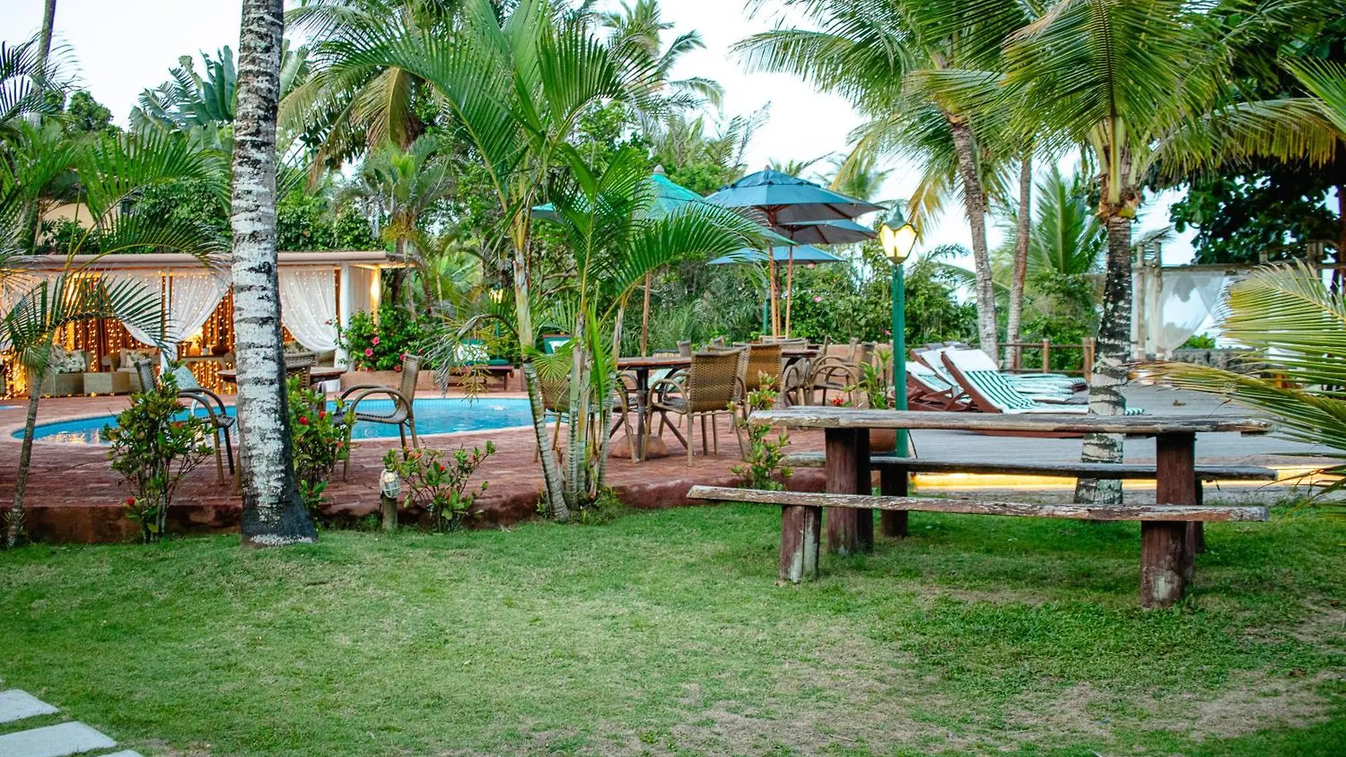 Privillage Praia Pousada De Charme Порту-Сегуру